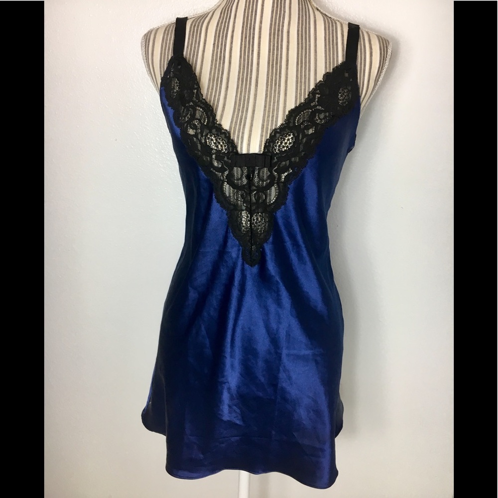 Victoria’s Secret Chemise Nightgown Small